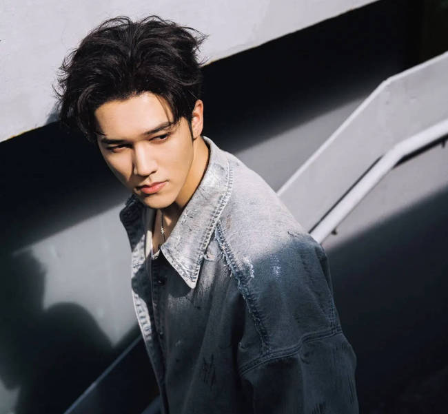 陈牧驰告示与牙东谈主拒绝结合 称下个扮装不会远处