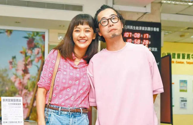 陈意涵道倒追老公趣事！笑称老公心爱我方牙齿漏风